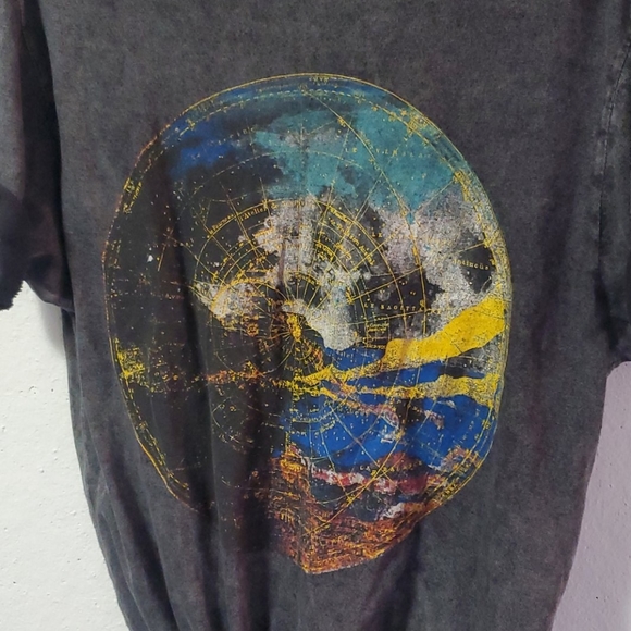 Retro T - Picture 2 of 4